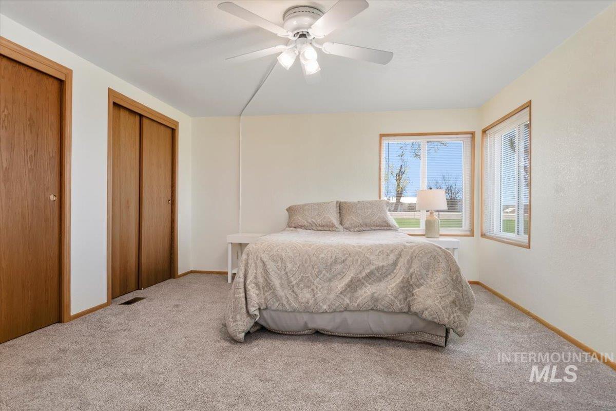 8530 Lake Shore Drive Property Photo 15