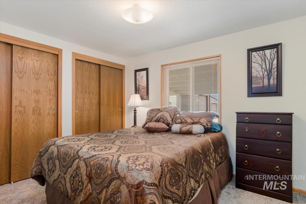 8530 Lake Shore Drive Property Photo 22