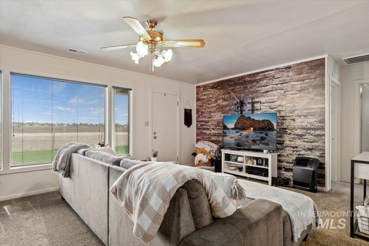 8530 Lake Shore Drive Property Photo 30