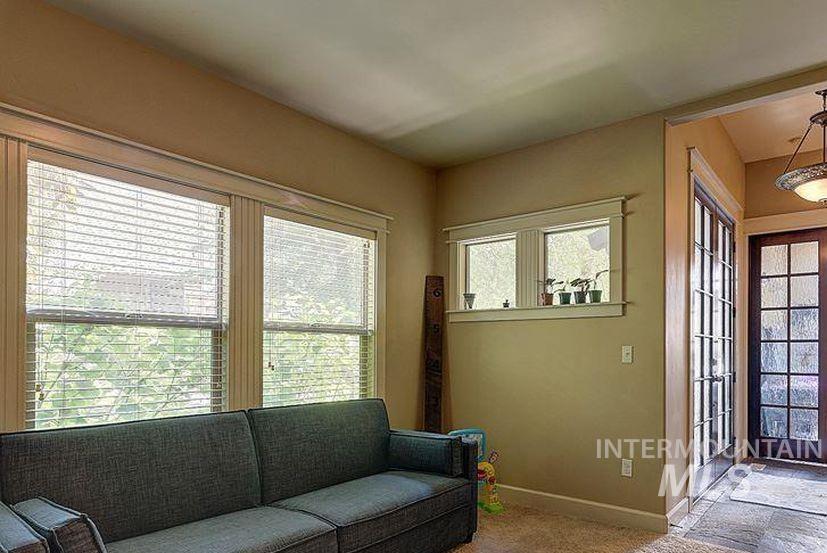 1878 W Sheep Hill Ct Property Photo 7