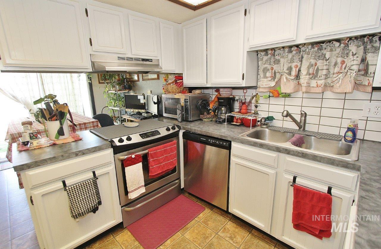 2115&2117 Pleasanton St Property Photo 8