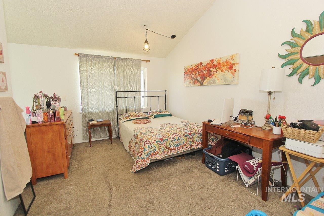 2115&2117 Pleasanton St Property Photo 10