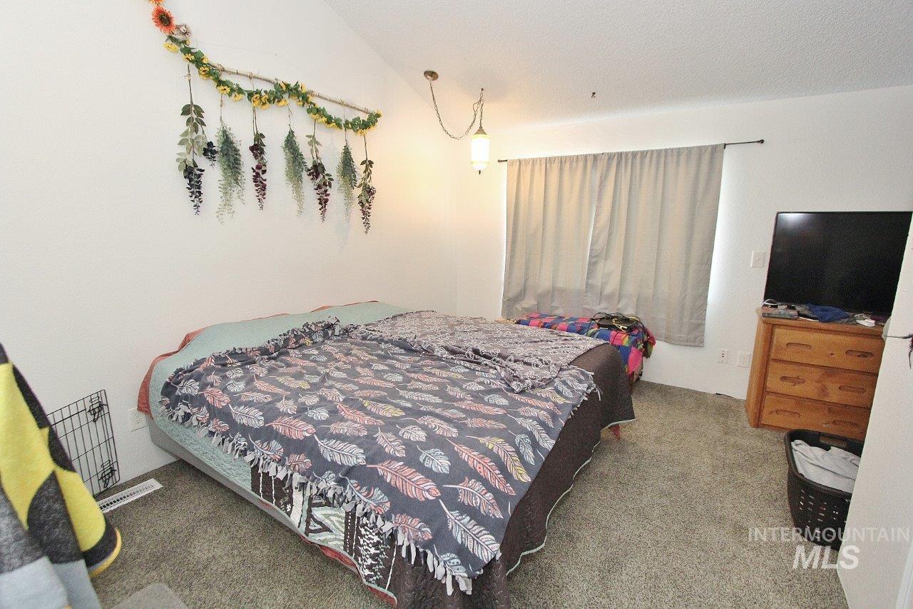 2115&2117 Pleasanton St Property Photo 24