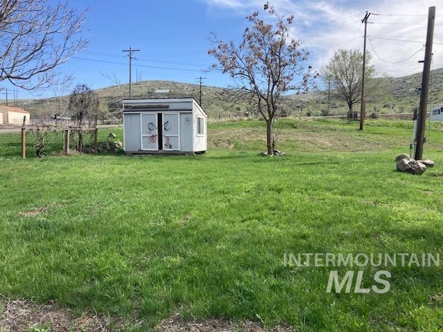 Lot 2 E Madison Property Photo
