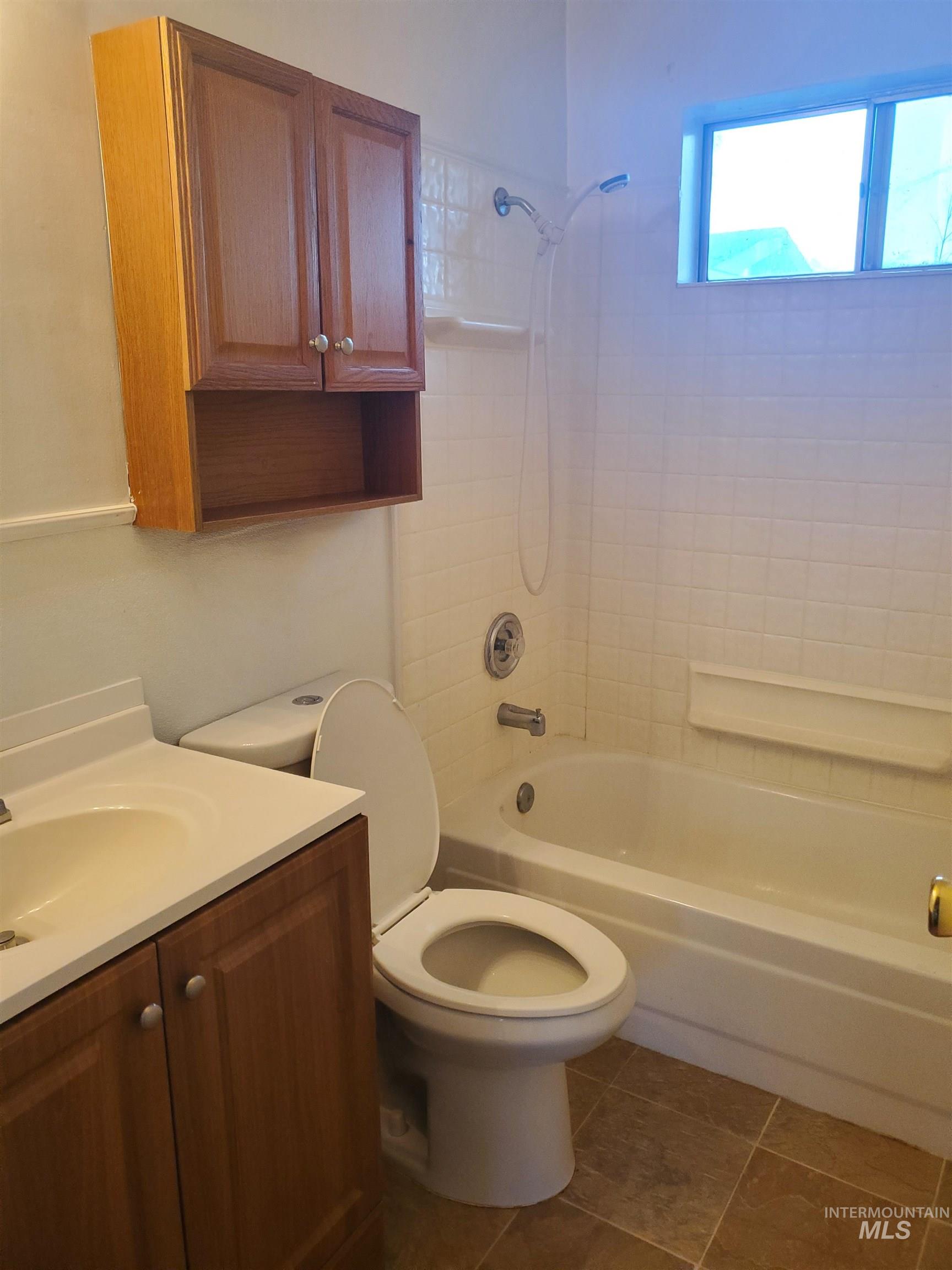 3610 W Moore St Property Photo 11