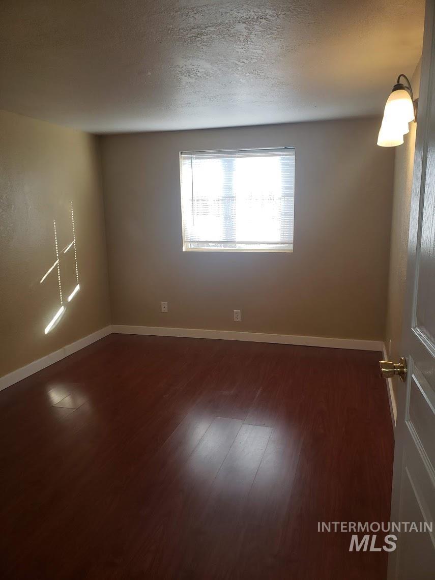 3610 W Moore St Property Photo 17