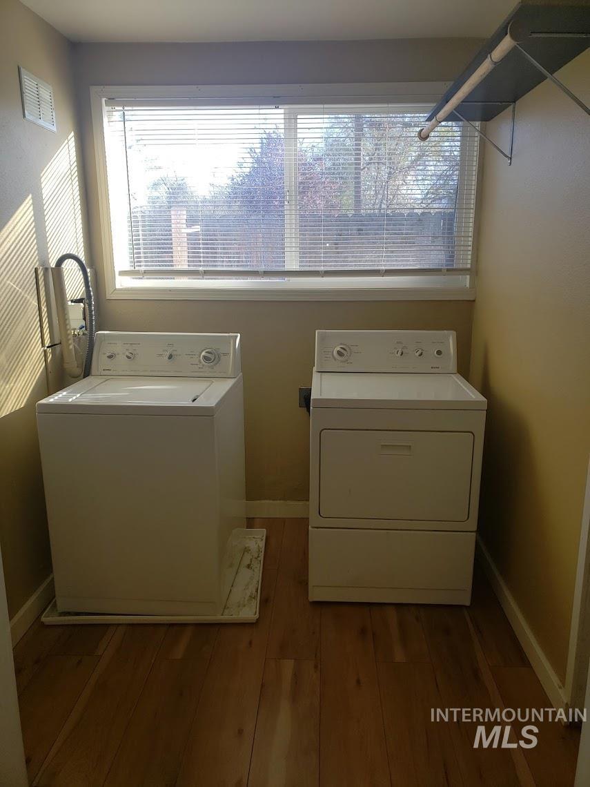 3610 W Moore St Property Photo 22