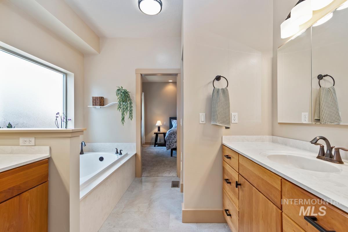 898 E Segundo Property Photo 18