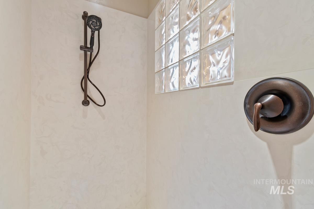 898 E Segundo Property Photo 19
