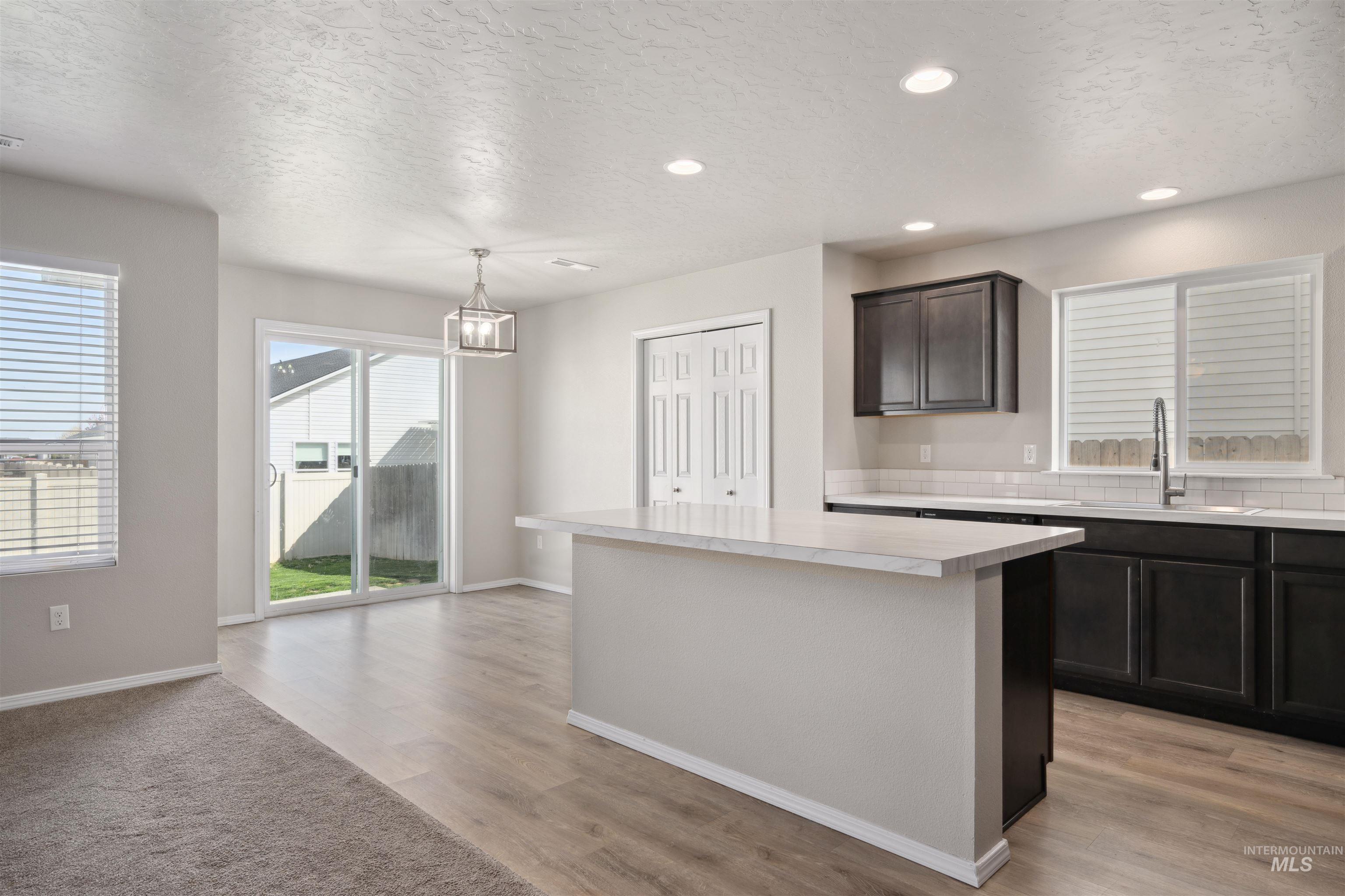 11836 Richmond Street Property Photo 3