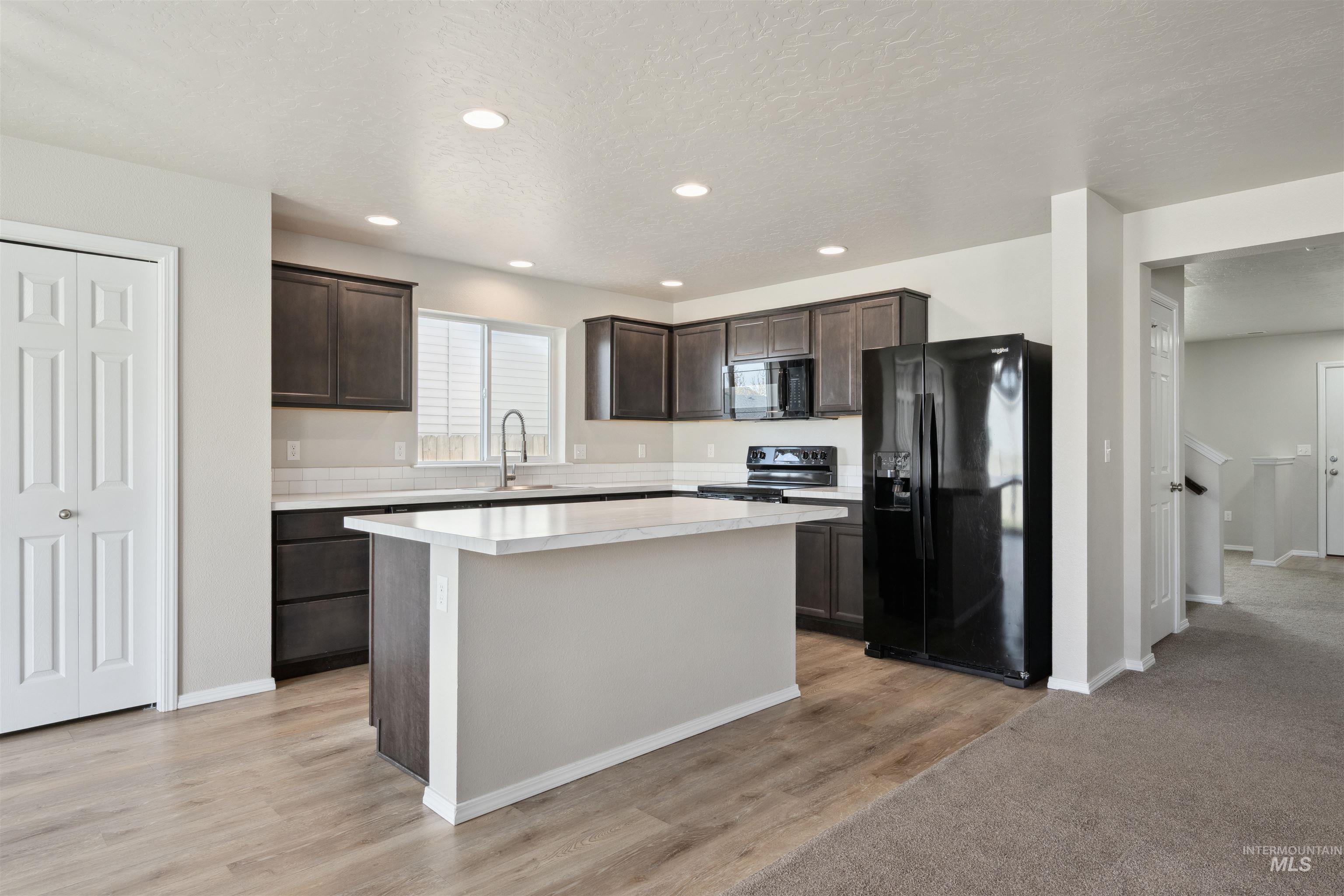 11836 Richmond Street Property Photo 5