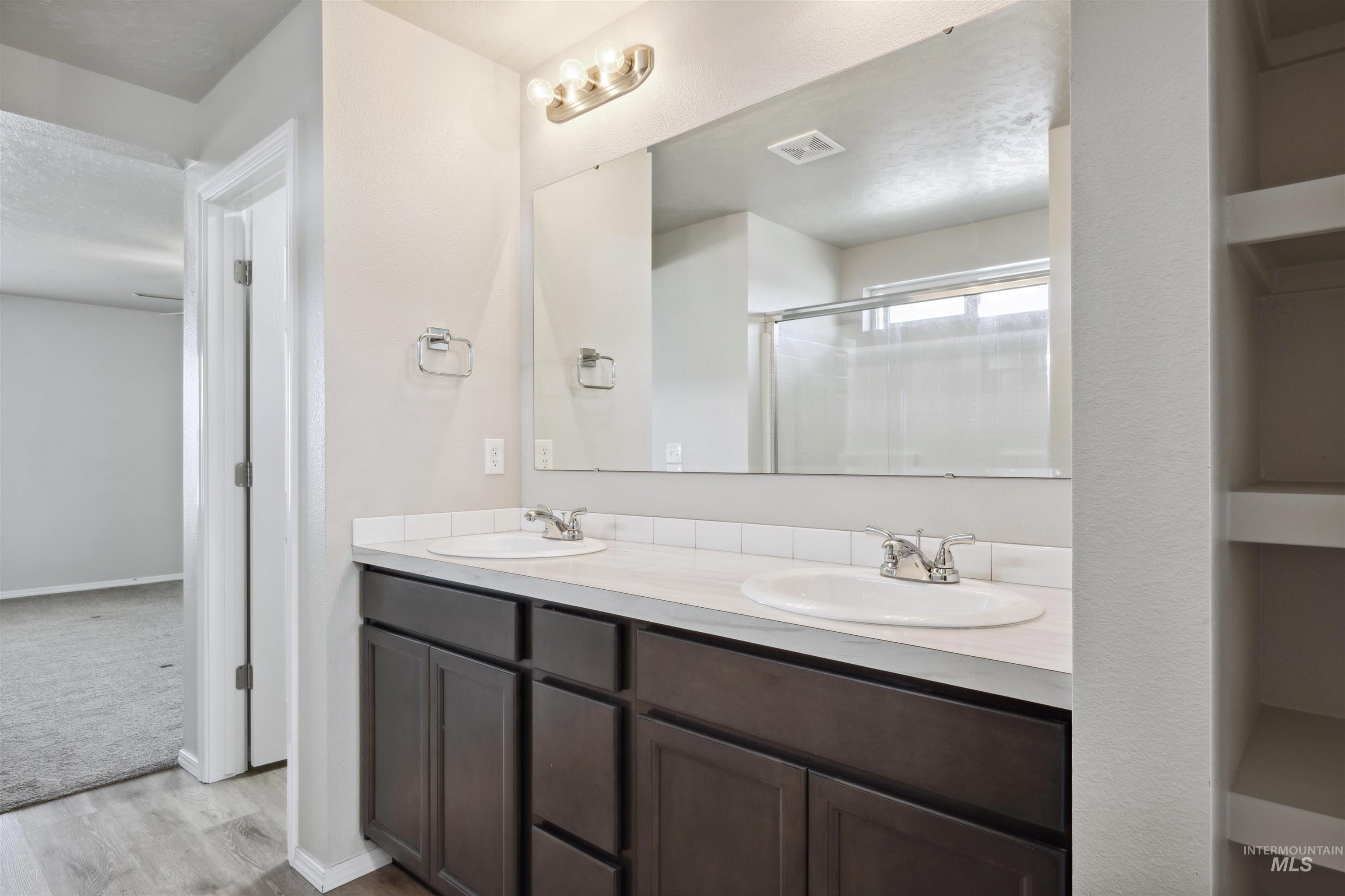 11836 Richmond Street Property Photo 19