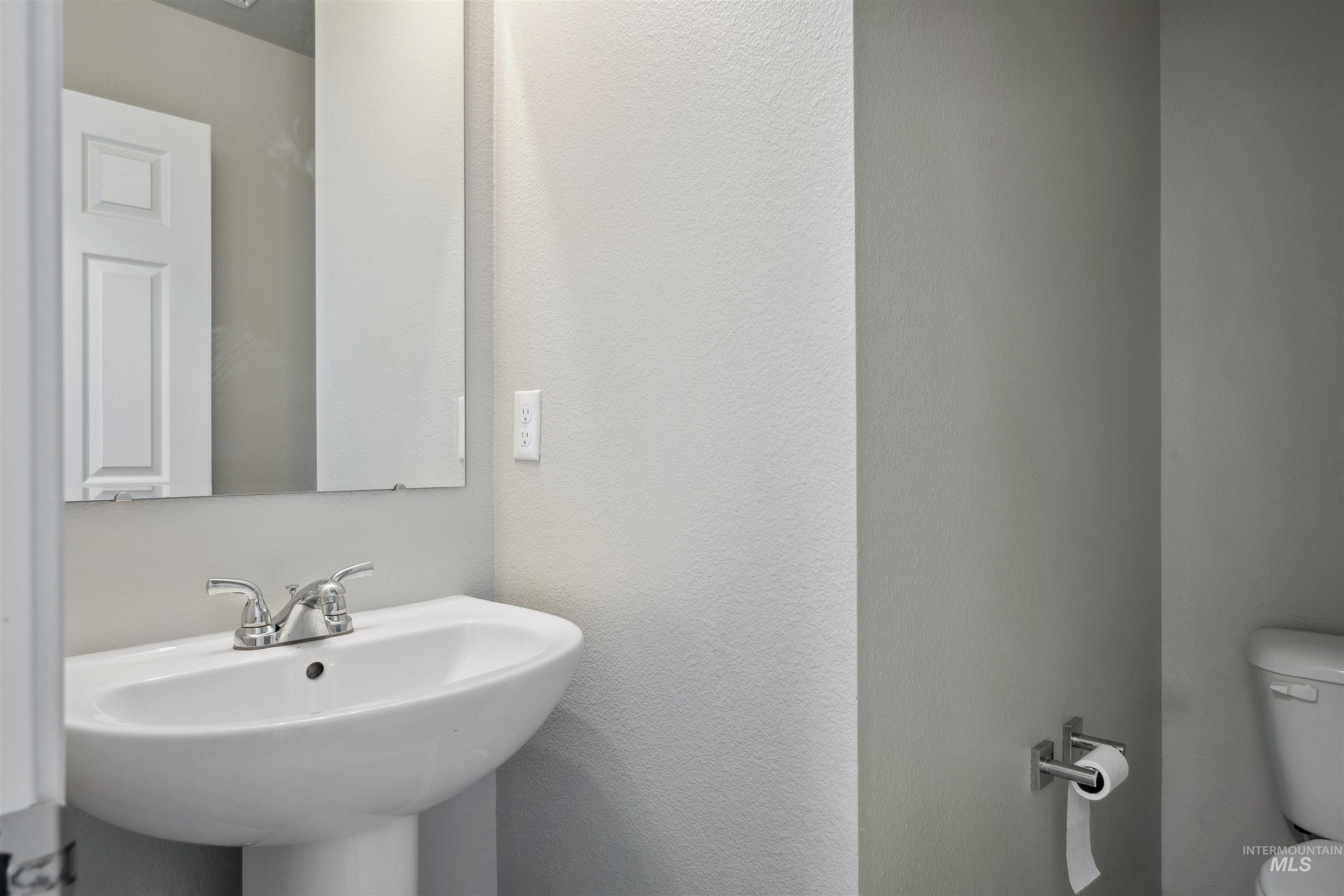 11836 Richmond Street Property Photo 29
