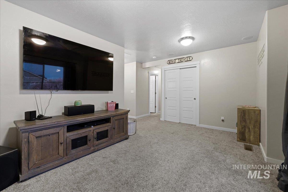 1444 E Argence St Property Photo 23