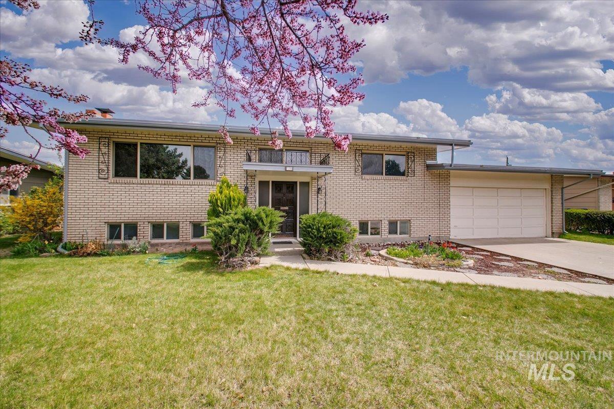 516 S Bitteroot Dr Property Photo