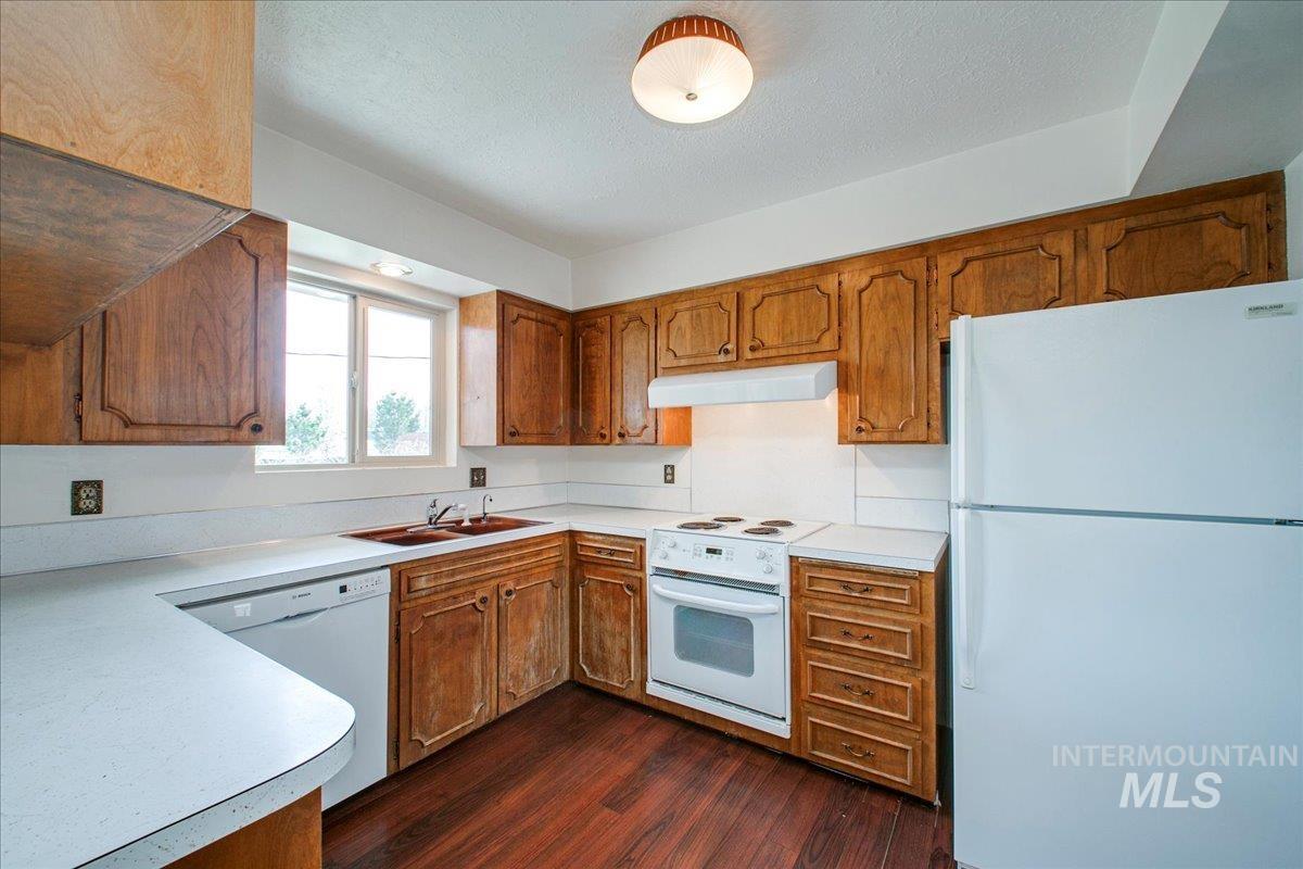 516 S Bitteroot Dr Property Photo 5