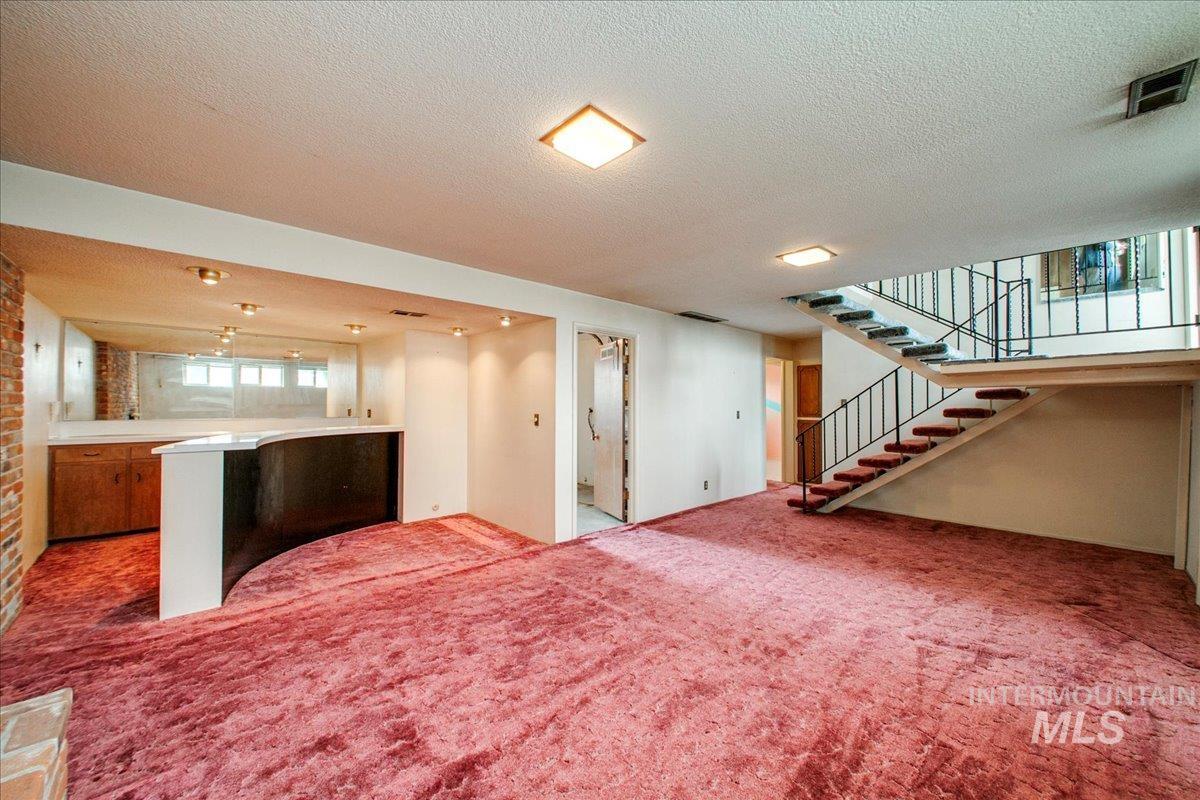 516 S Bitteroot Dr Property Photo 17