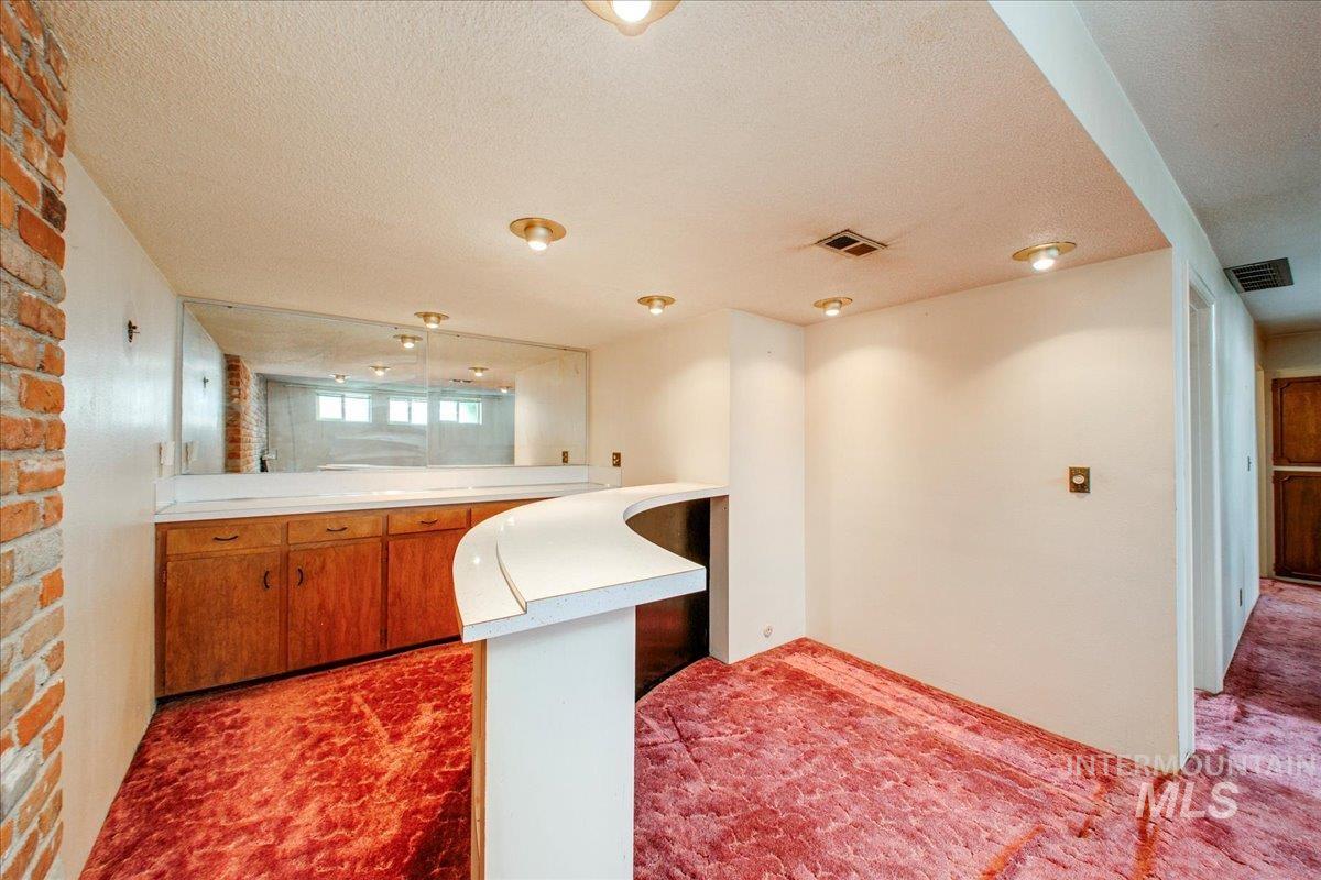 516 S Bitteroot Dr Property Photo 18