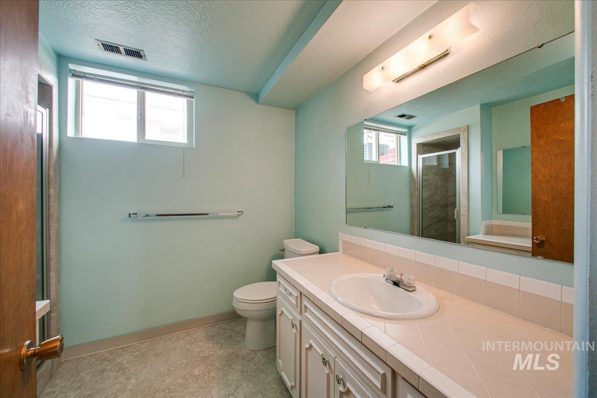 516 S Bitteroot Dr Property Photo 22