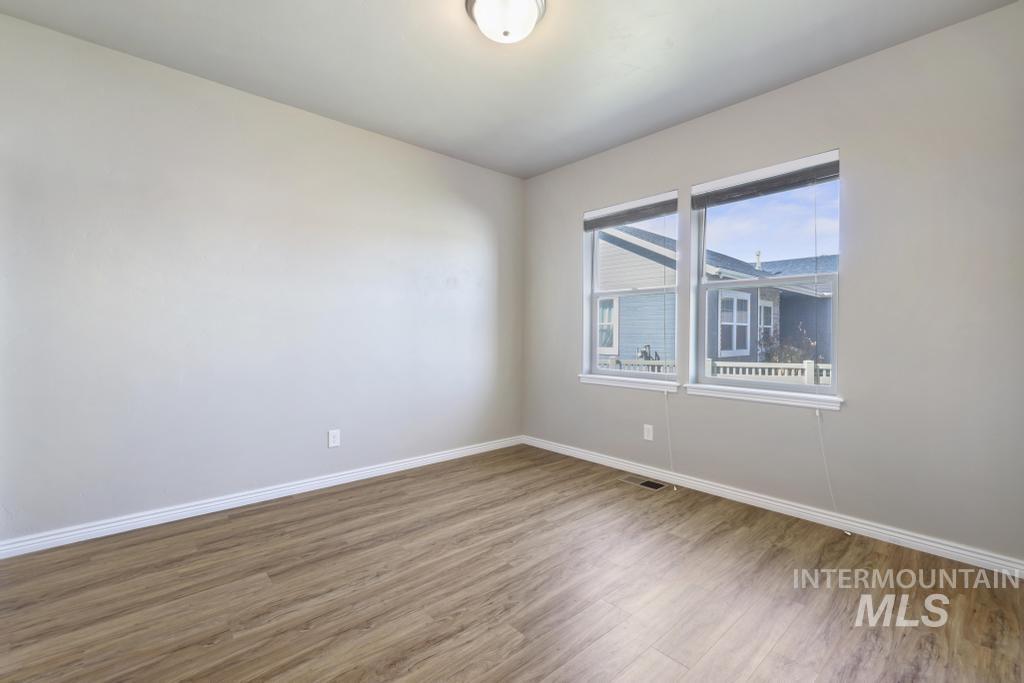 945 Birchton Loop Property Photo 24