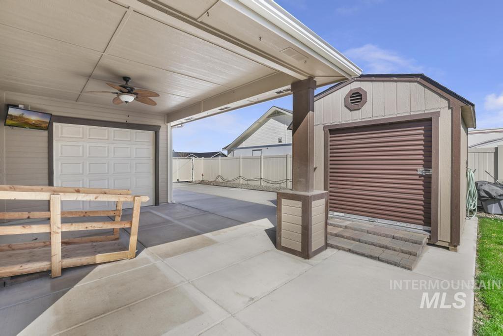 945 Birchton Loop Property Photo 35