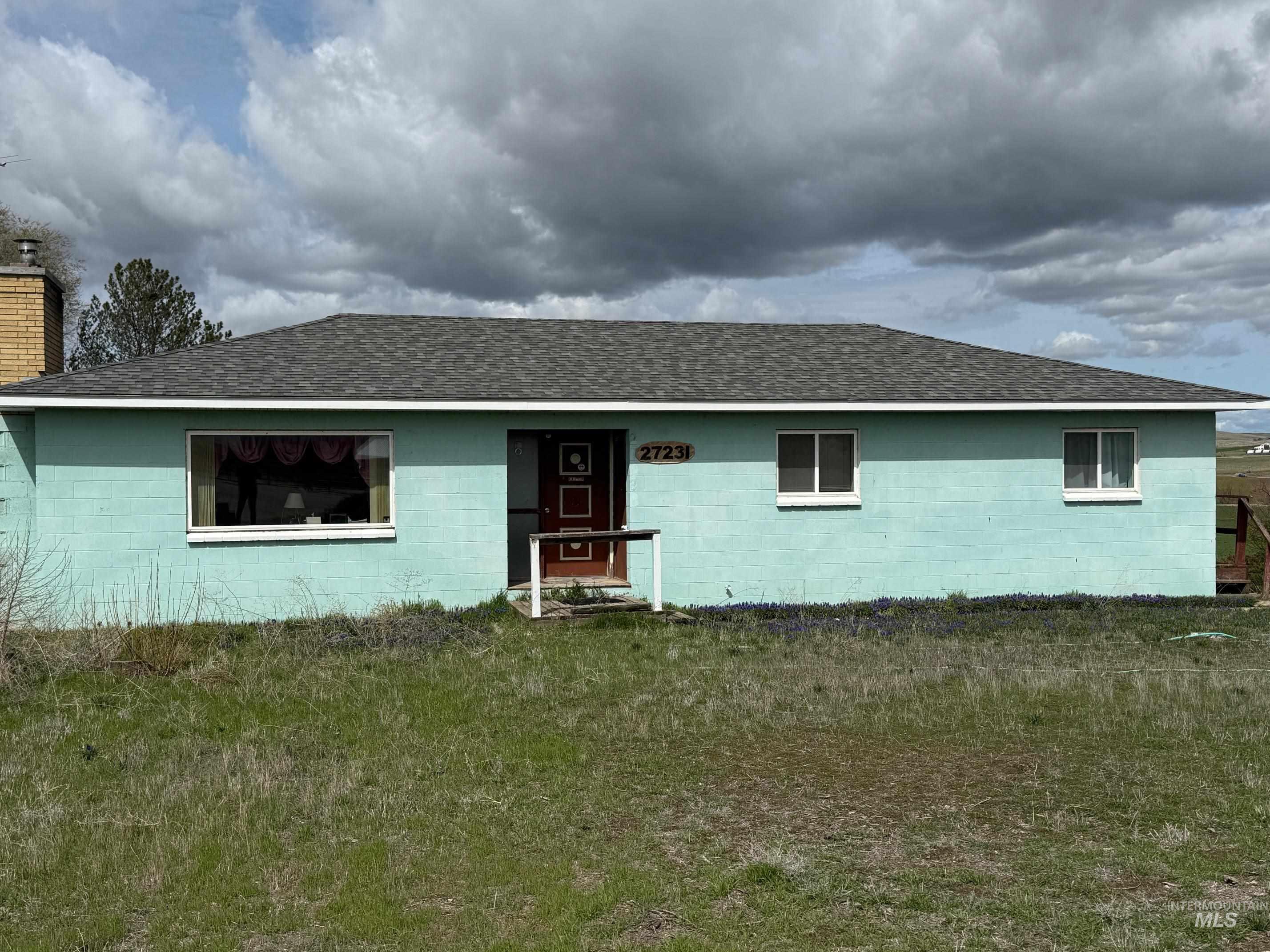 27231 Conway Rd Property Photo 1
