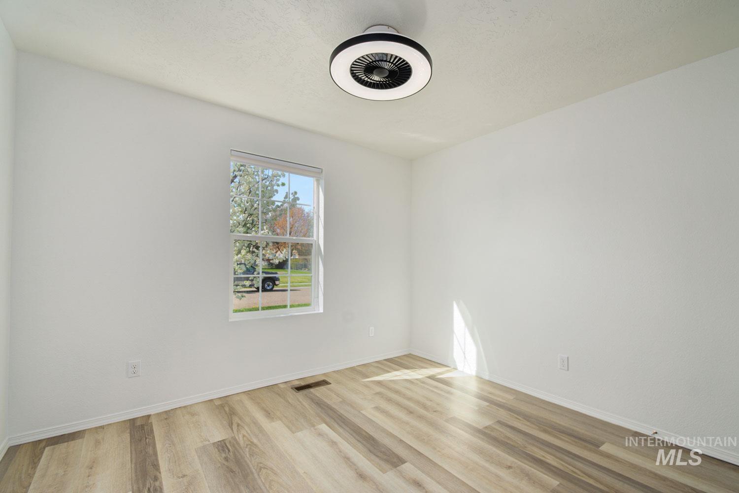 1610 W Shoshone Ave Property Photo 5