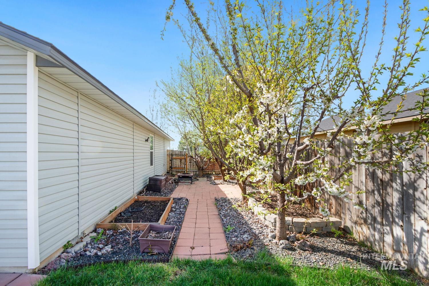 1610 W Shoshone Ave Property Photo 26