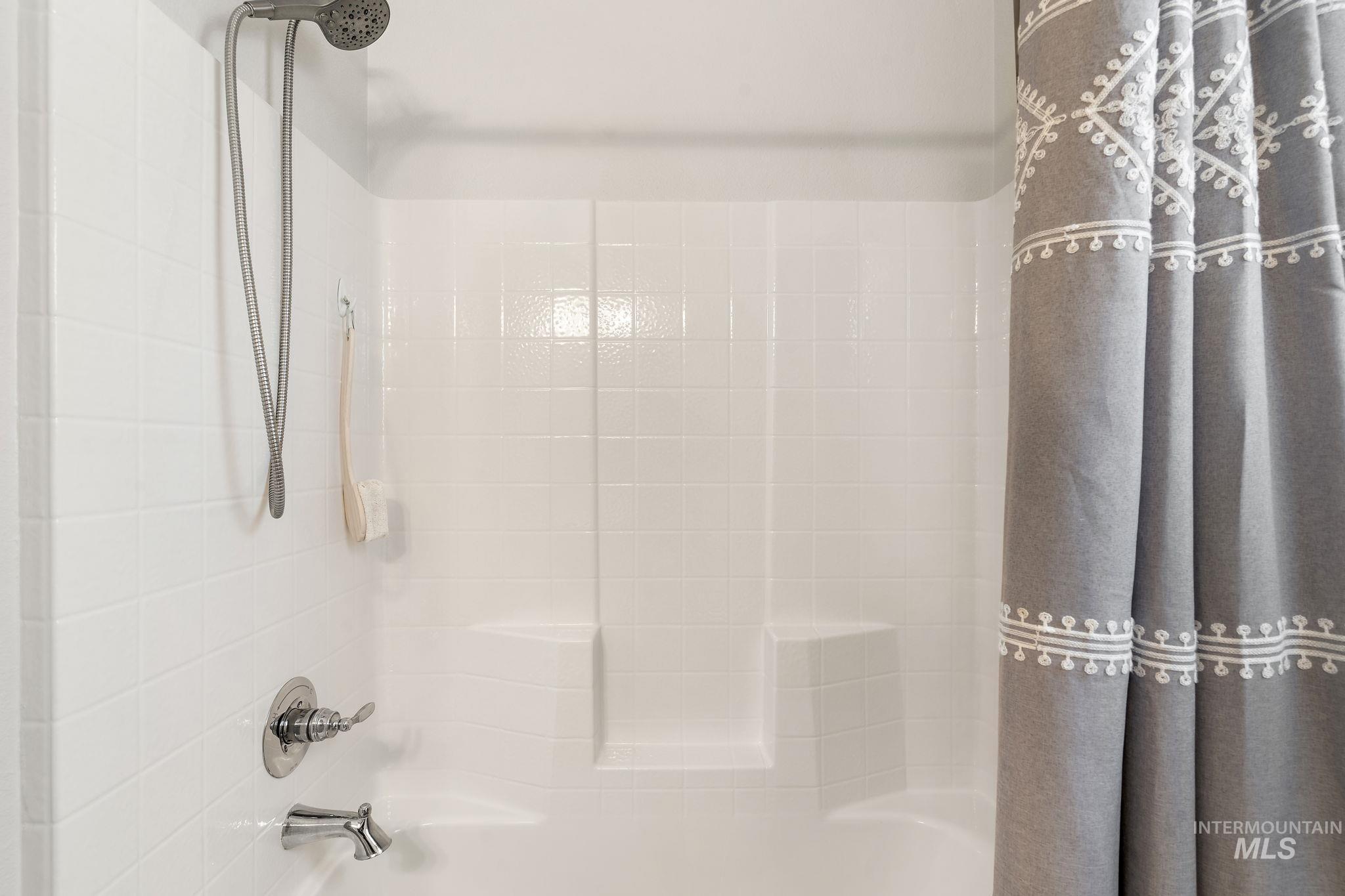 17406 N Flicker Ave Property Photo 19