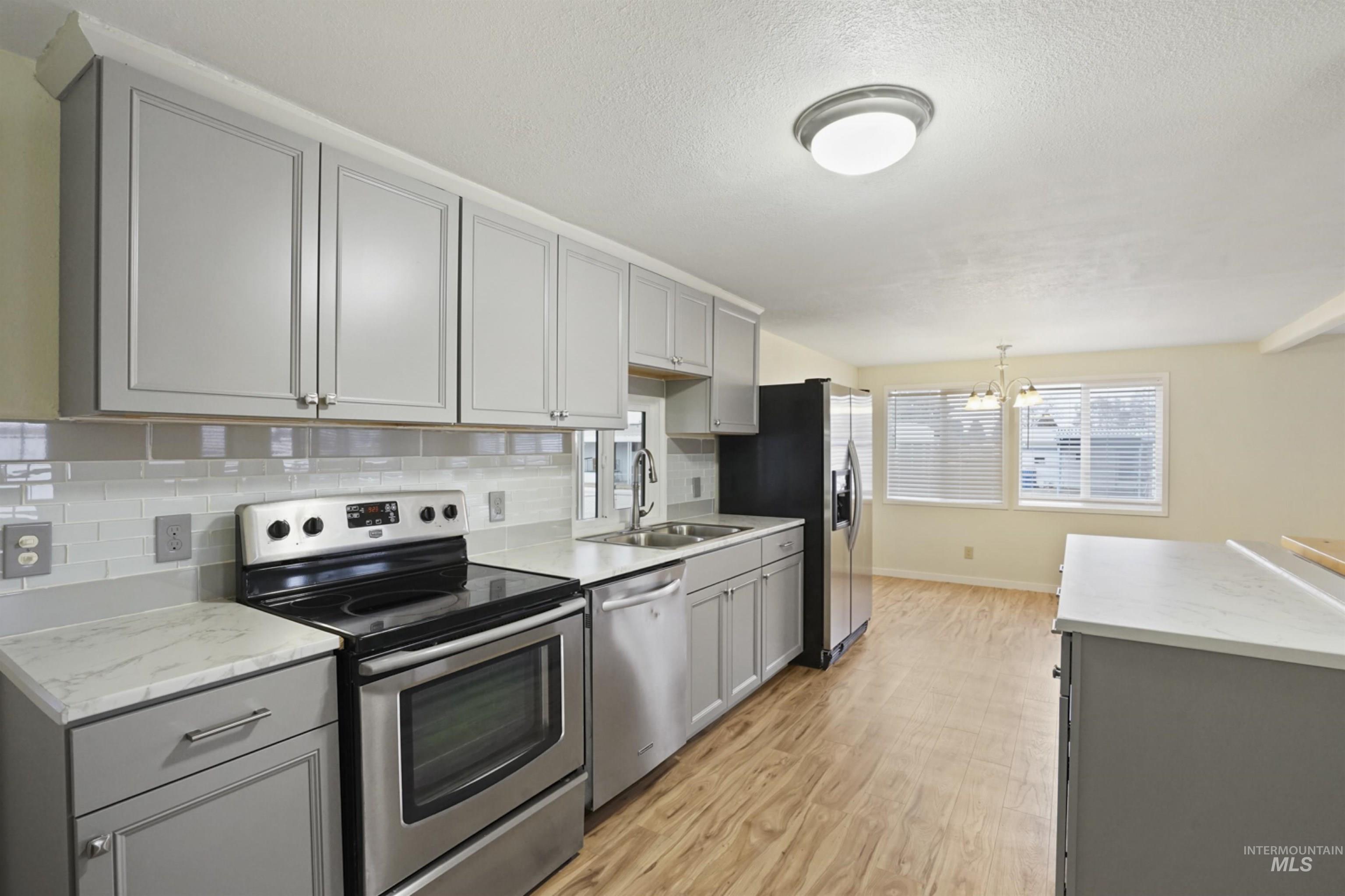 10701 W Java Dr Property Photo 11