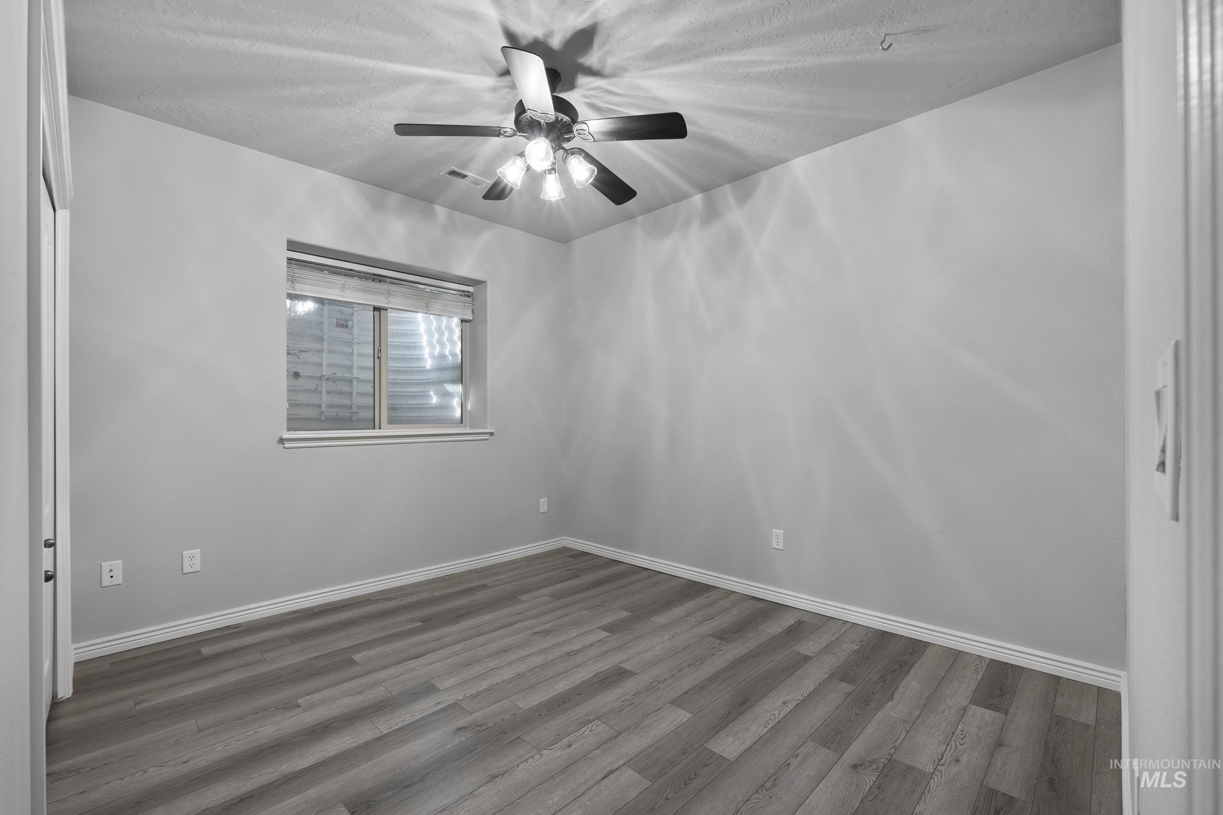 23949 Tyler Lane Property Photo 24