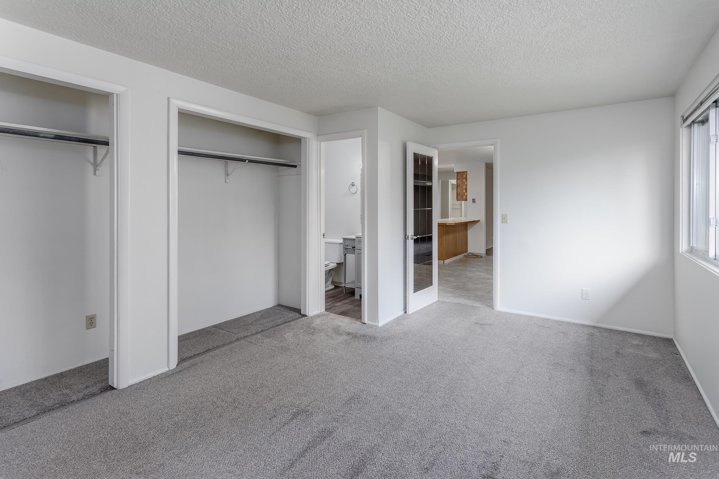 7525 W Maxwell Drive Property Photo 8