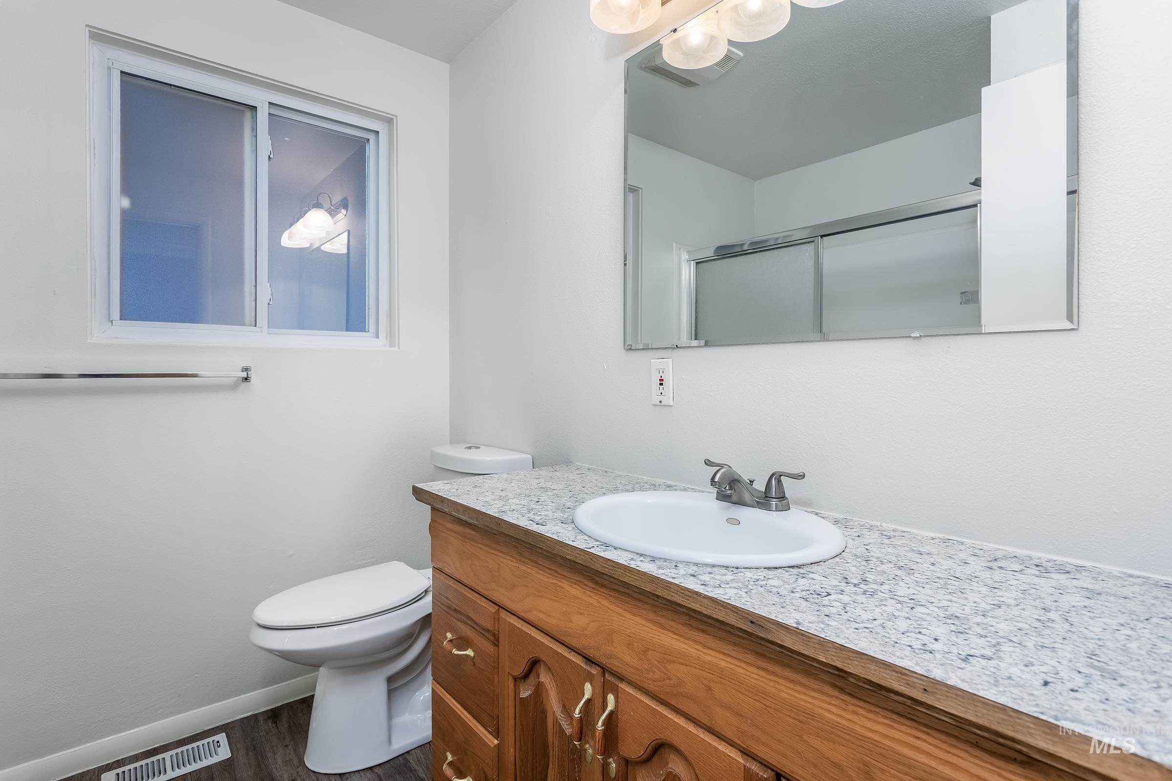 7525 W Maxwell Drive Property Photo 13