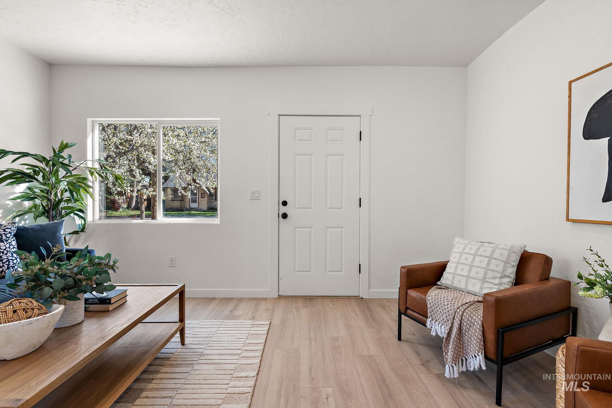 220 Hudson Avenue Property Photo 3