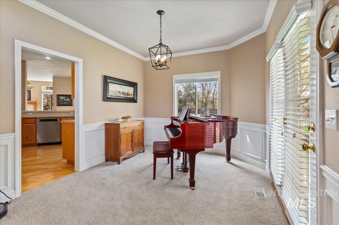 1509 N Dragonfly Place Property Photo 10