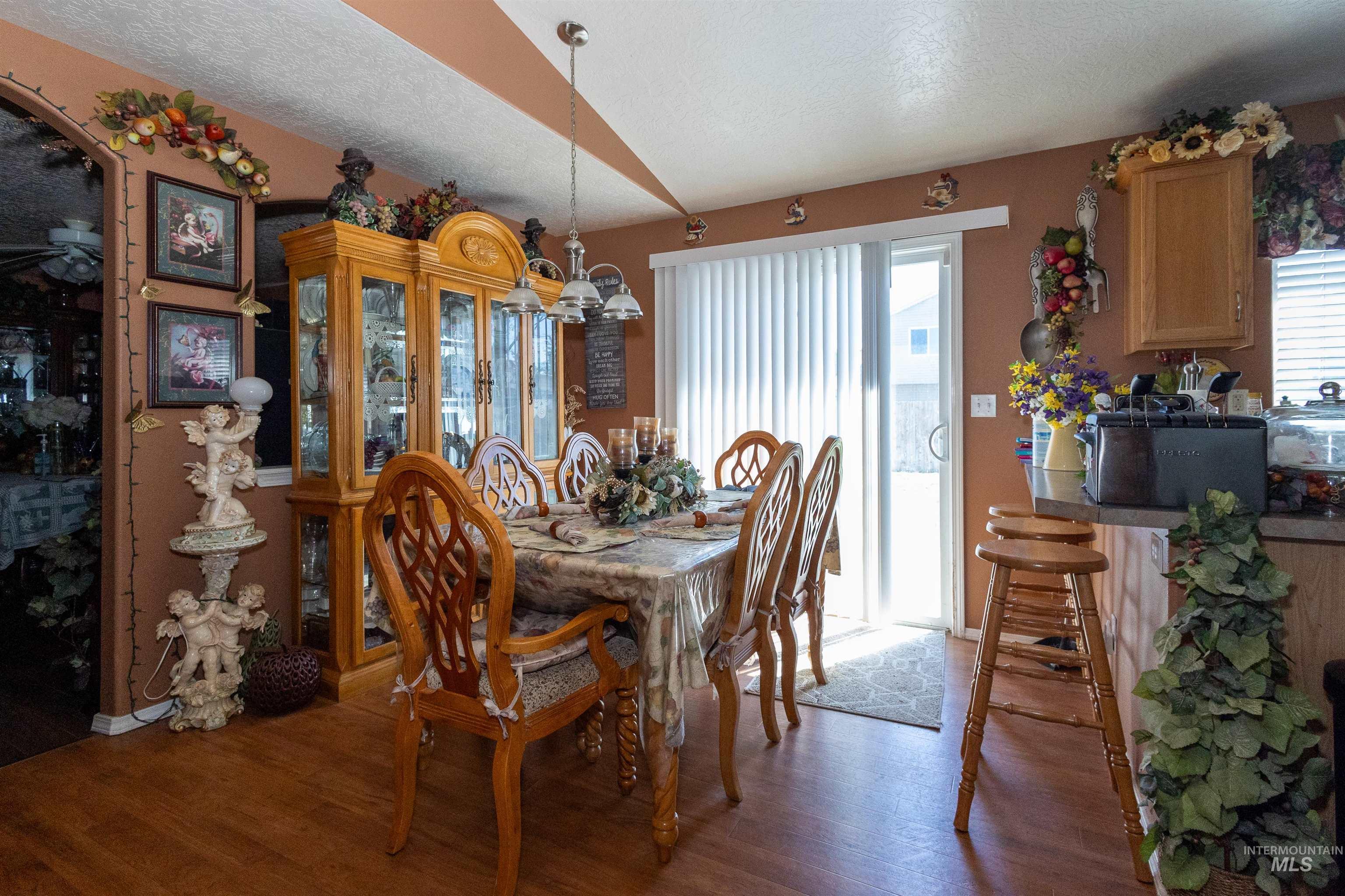 2702 Stoll Ct Property Photo 5