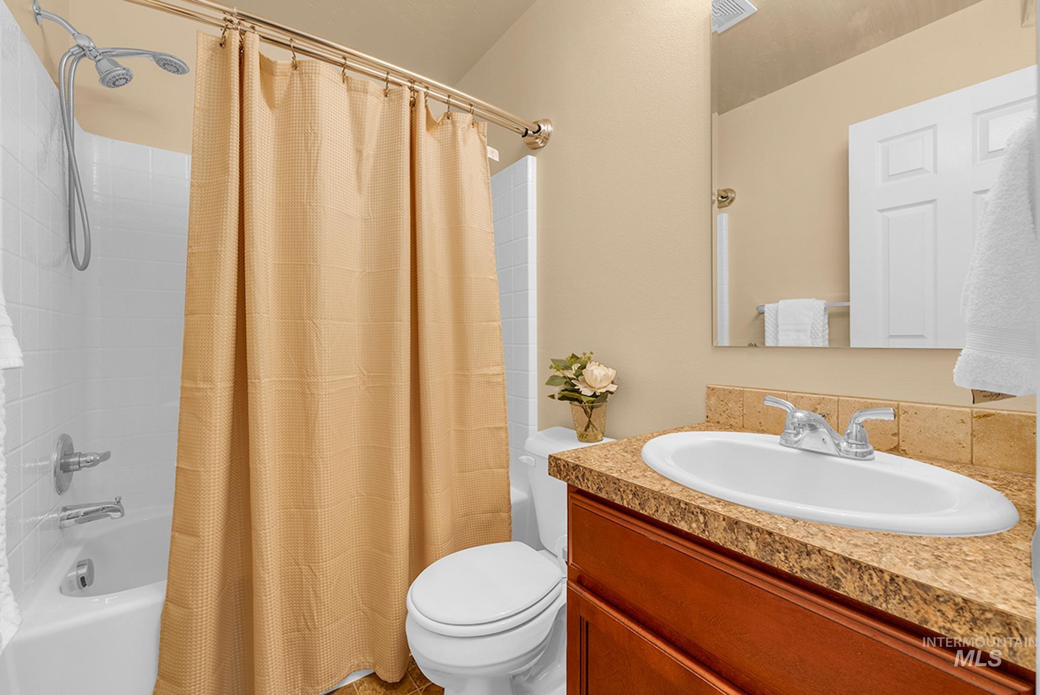 16173 Meander Creek Way Property Photo 13