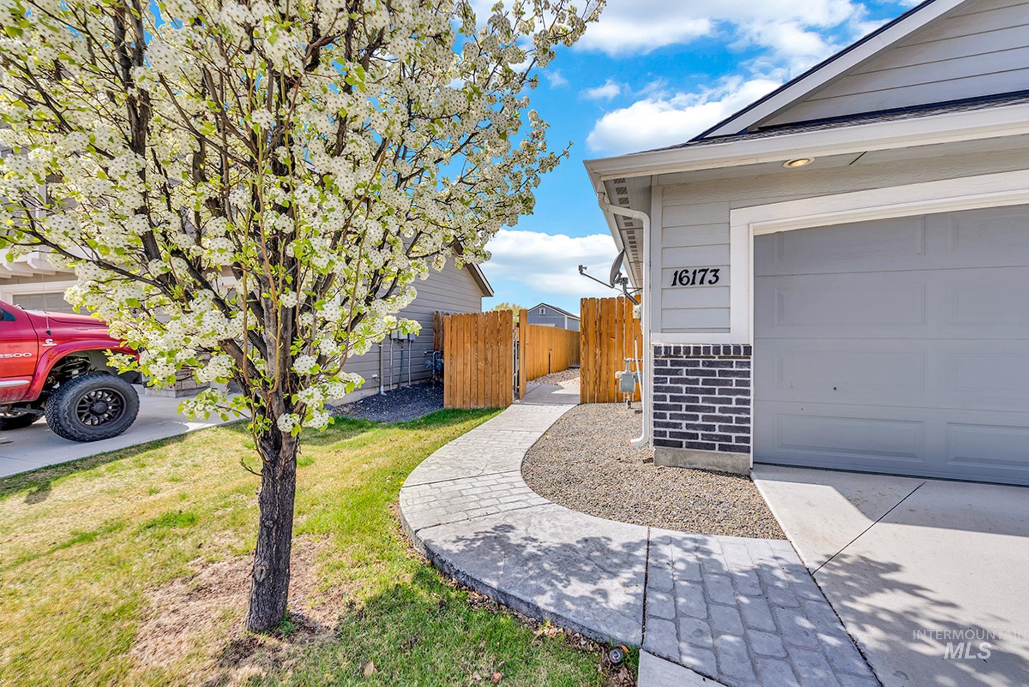 16173 Meander Creek Way Property Photo 18