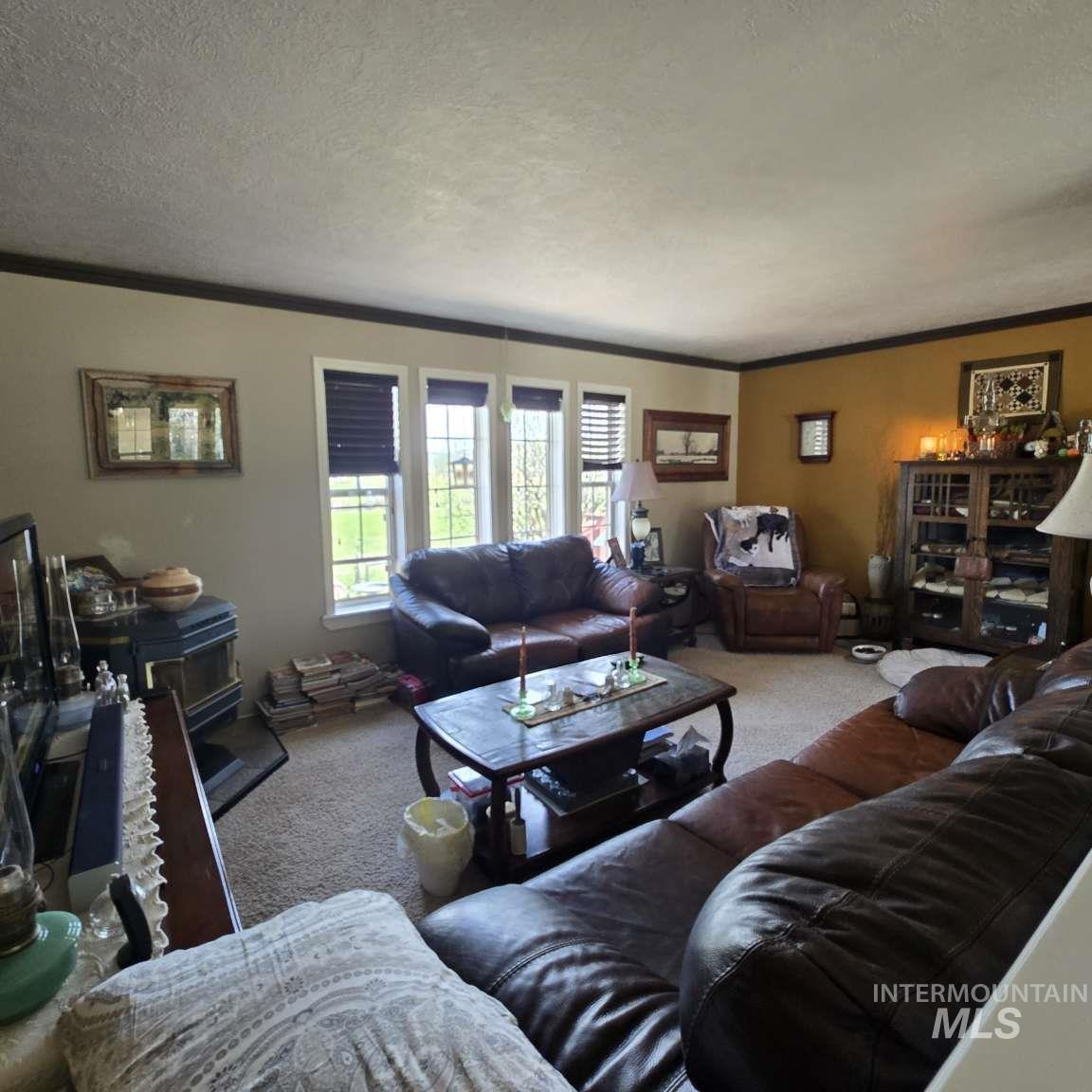1280 Monroe Creek Road Property Photo 4