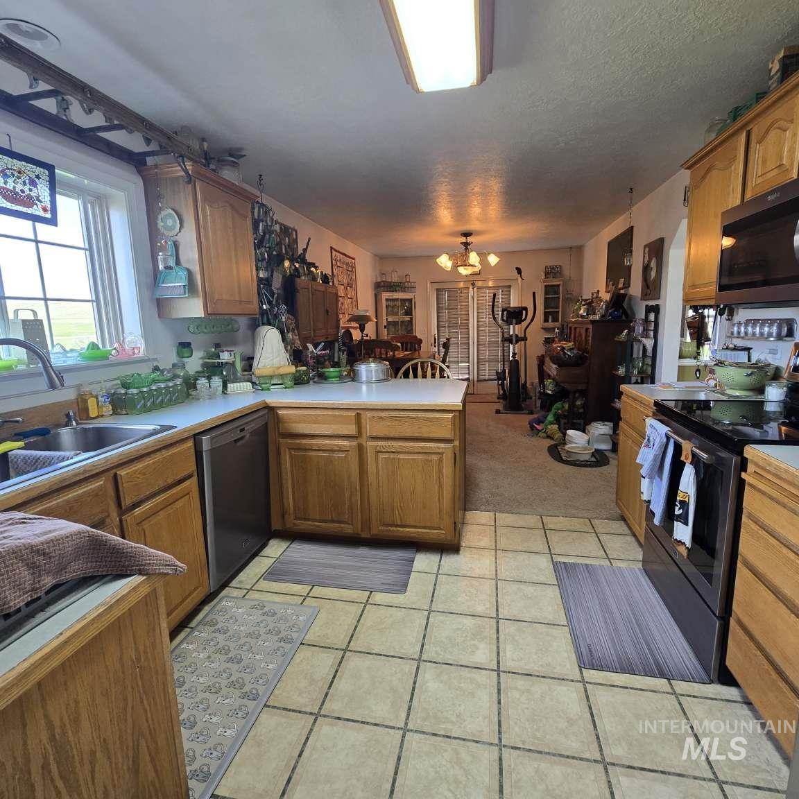 1280 Monroe Creek Road Property Photo 7