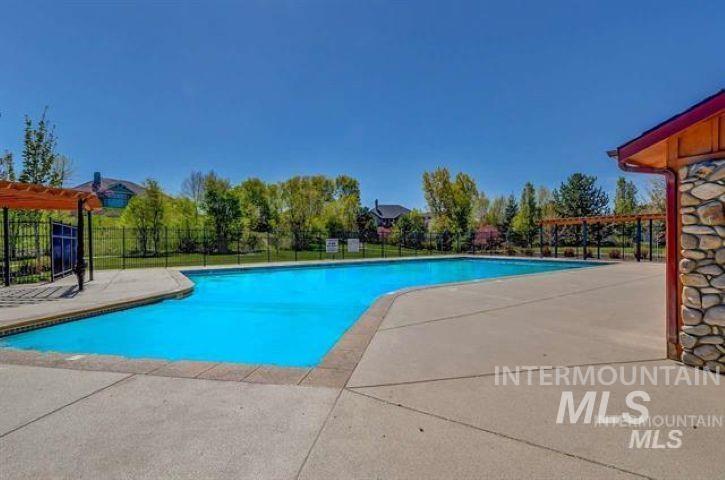 983 E Thunderbird Ct Property Photo 41