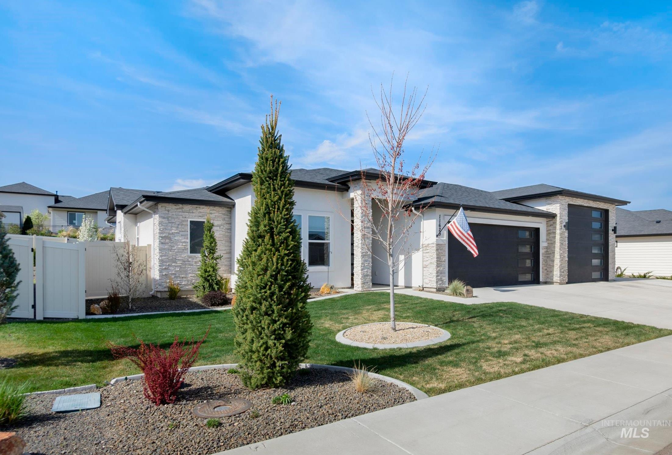 11629 W Alyxandra Dr. Property Photo 1