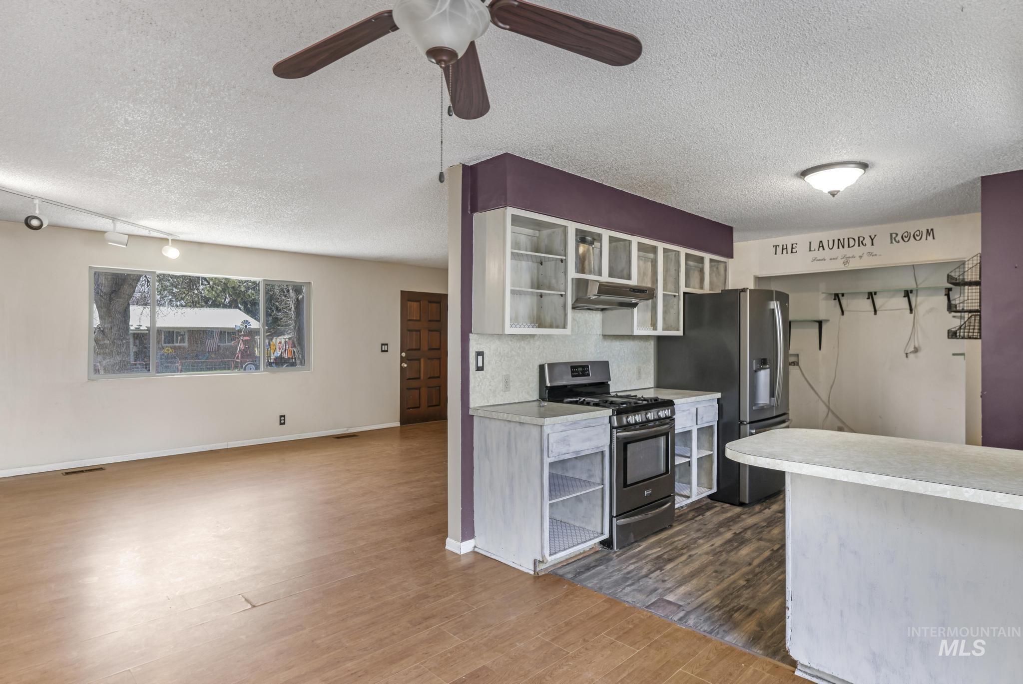 1406 Olympia Dr Property Photo 6