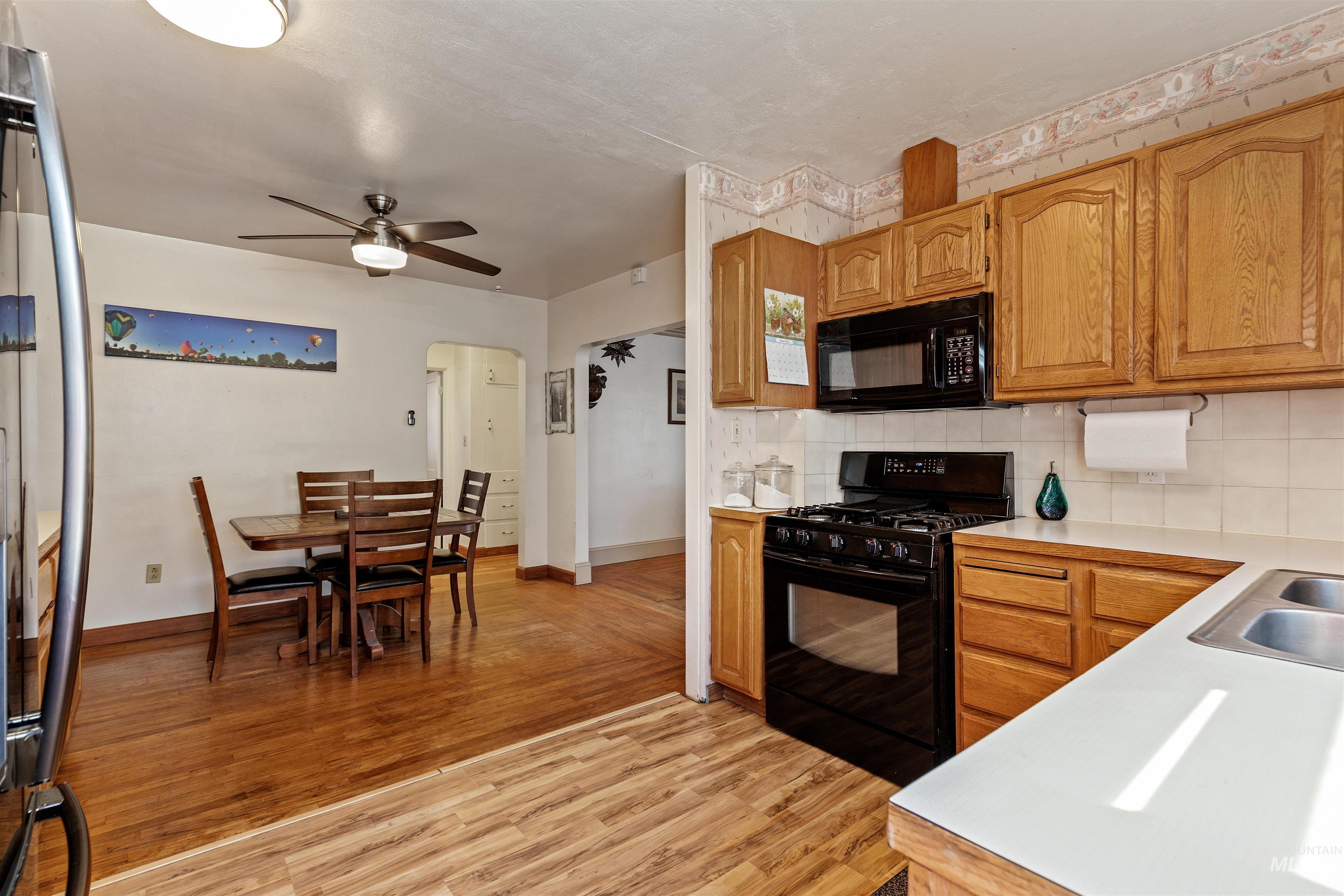 1715 S Leadville Ave Property Photo 10