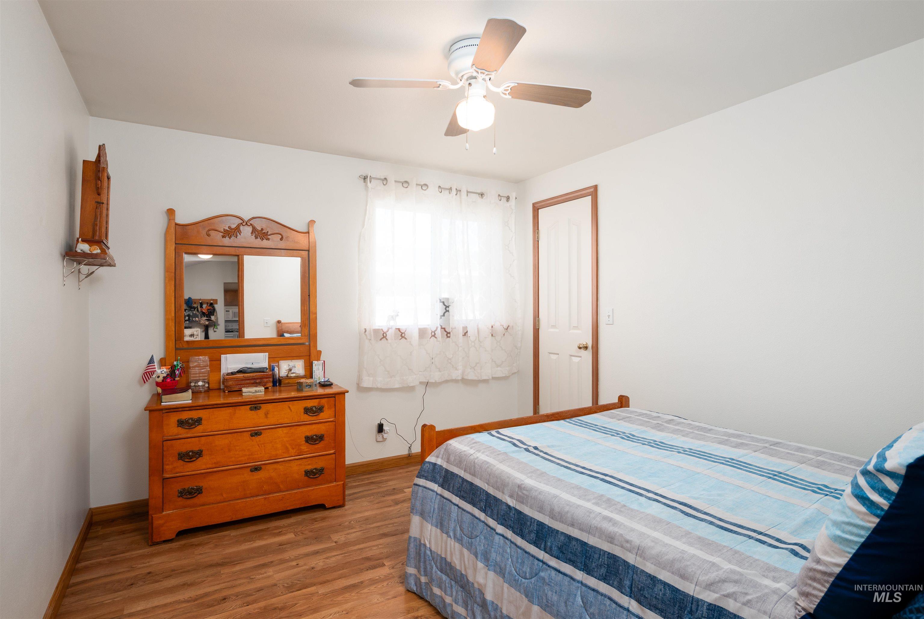 1768 N Victor Ave Property Photo 22
