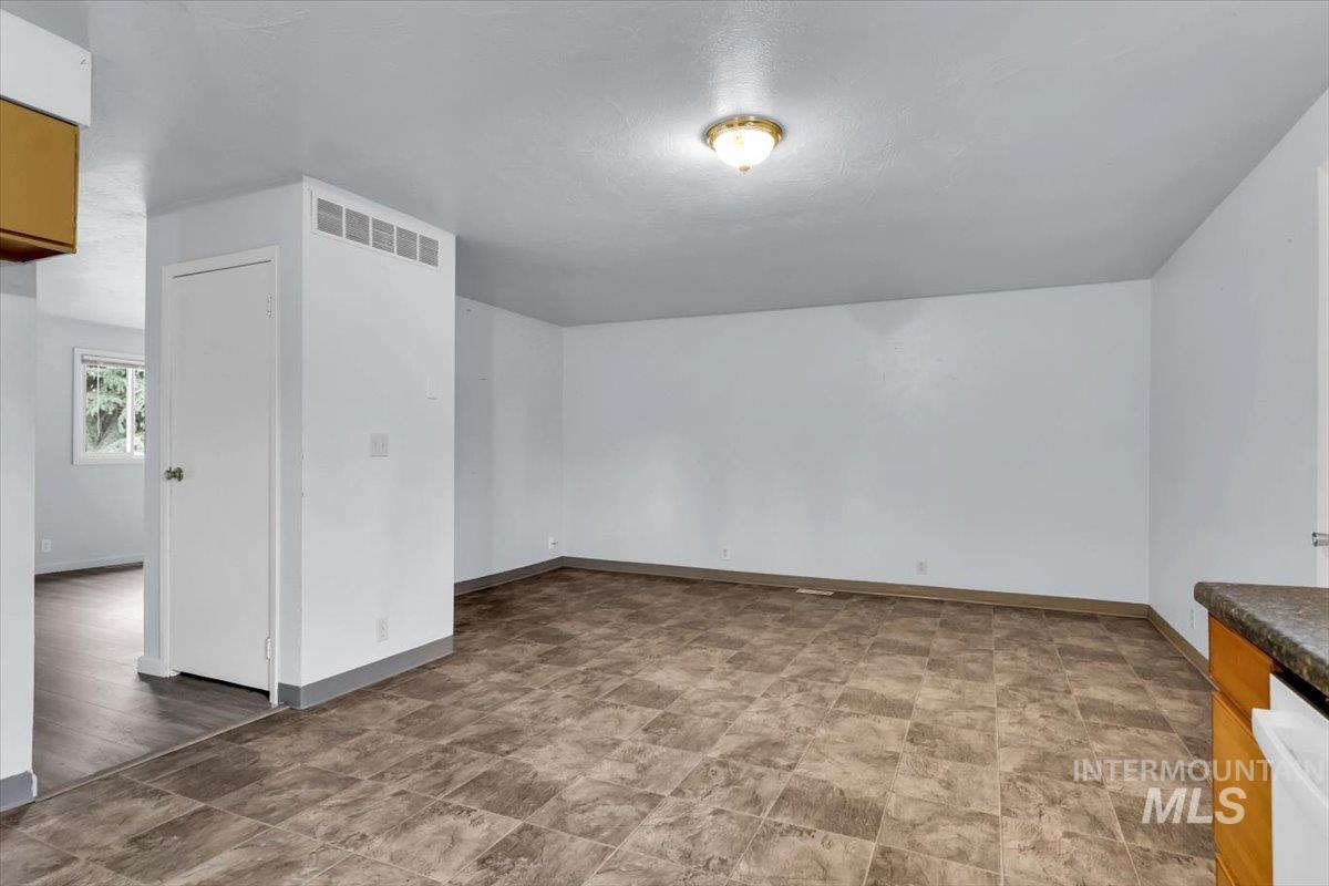 10330 W Flatland St Property Photo 10