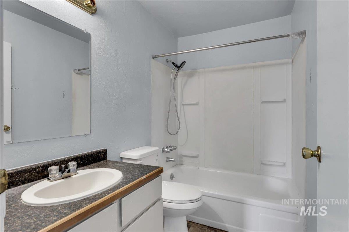 10330 W Flatland St Property Photo 12