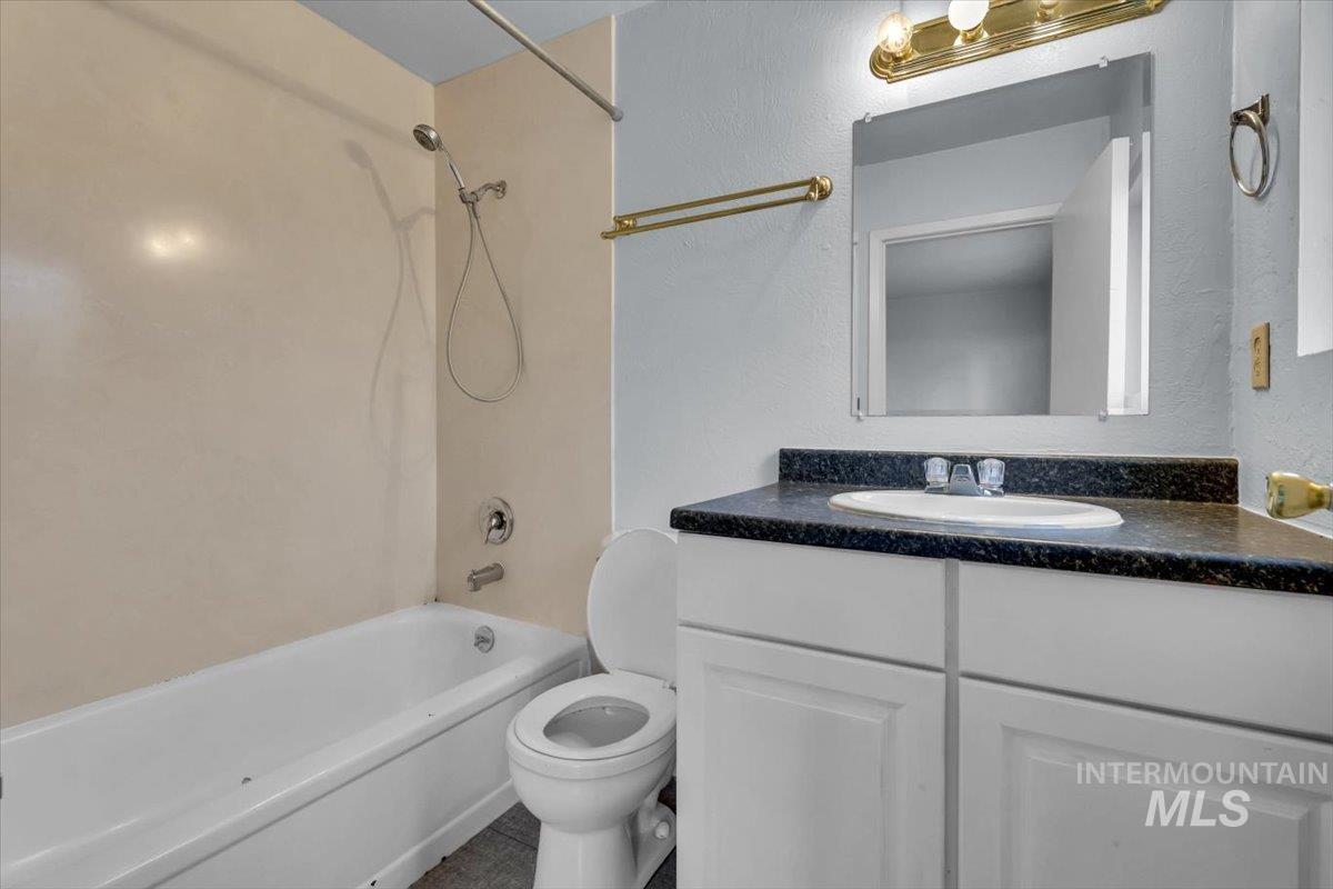 10330 W Flatland St Property Photo 14