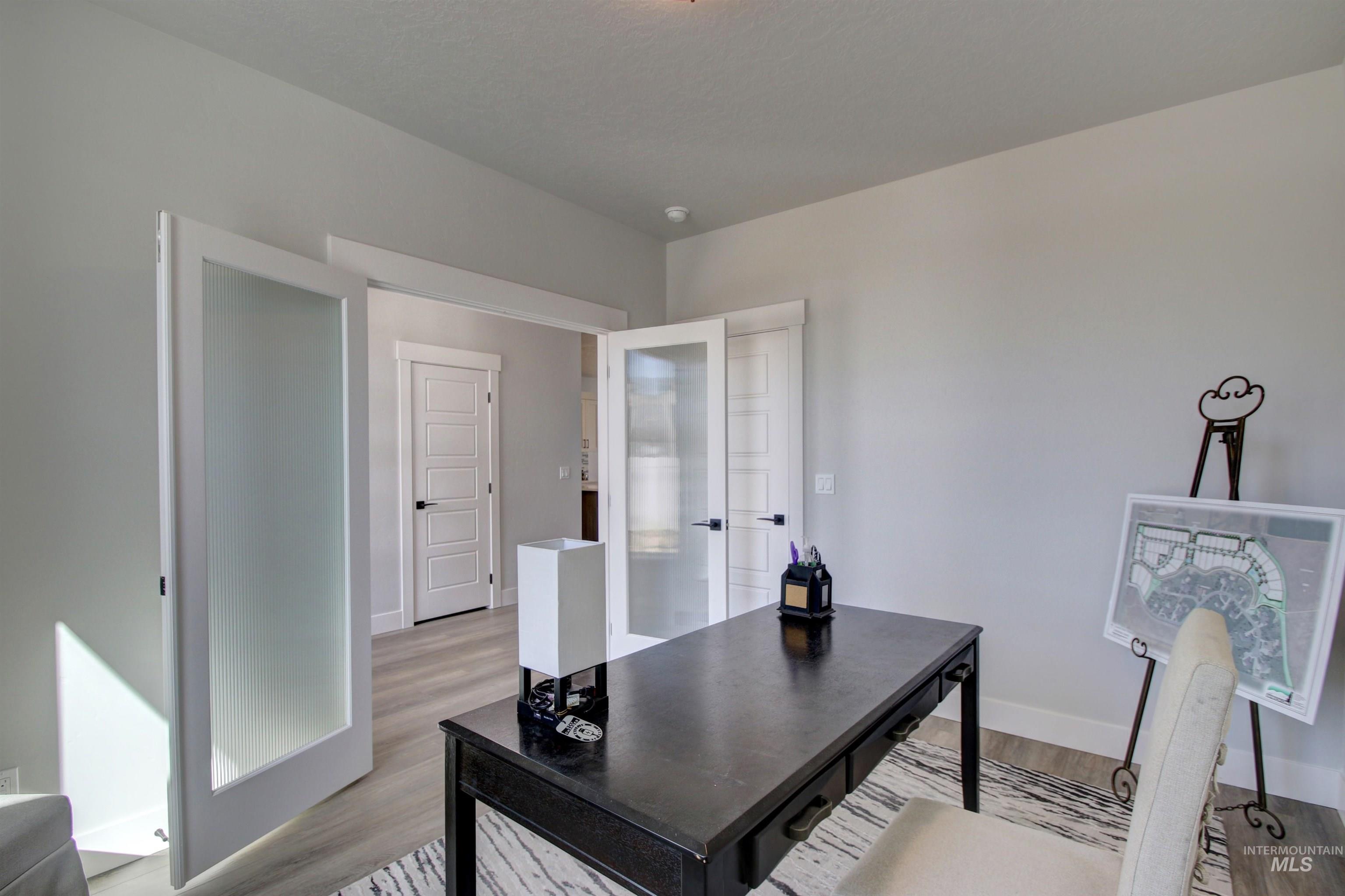 56 E Jarvis St Property Photo 9