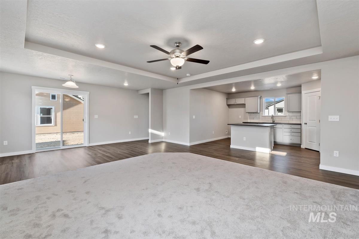 17560 Barefoot Ridge Way Property Photo 6